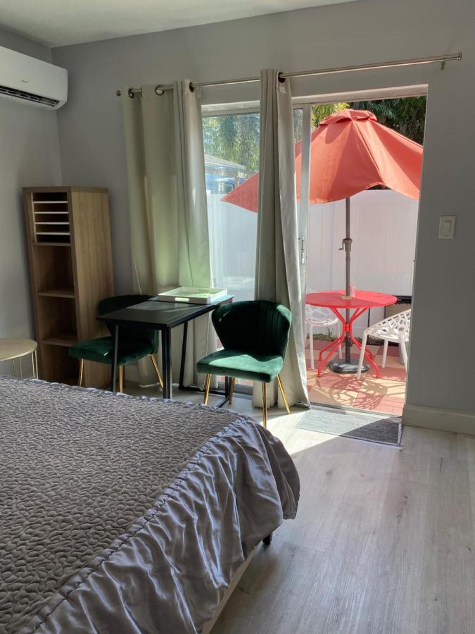 Cozy Studio Near Atlantic Ave W/Private Patio Apartment Delray Beach Ngoại thất bức ảnh